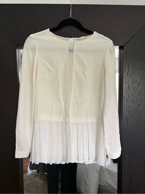 Club Monaco Cream Pleated-Hem Long Sleeve Blouse
